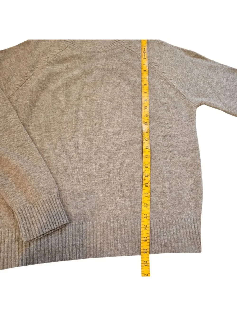 Vintage Men's J. Crew Lambswool Raglan Heather Brown Crew Sweater Size Large